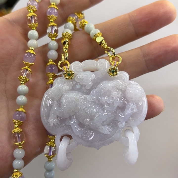 翡翠吊坠(赠链)未镶嵌代编织