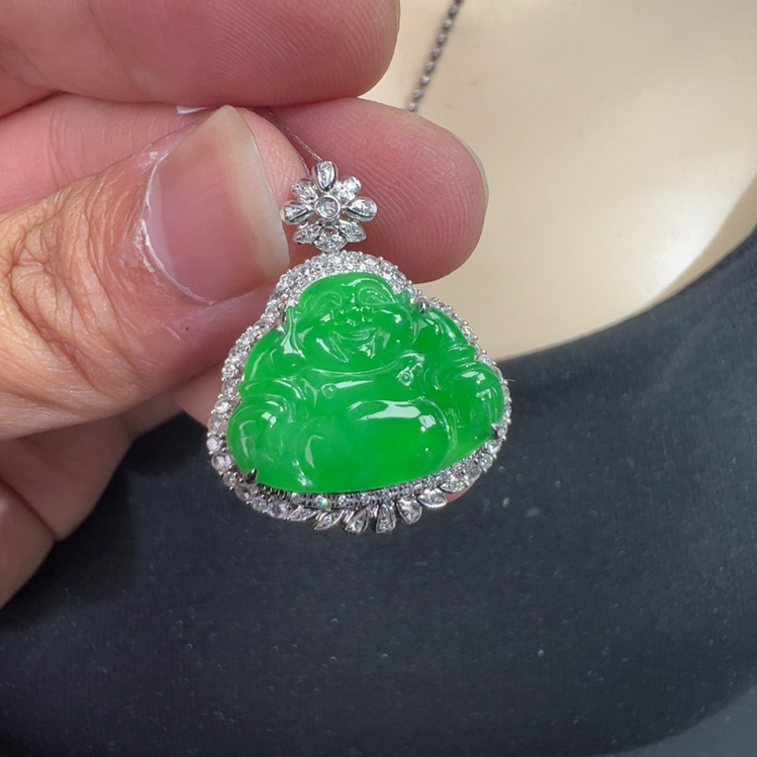 ゛***゛翡翠18K金镶嵌吊坠(不含链)