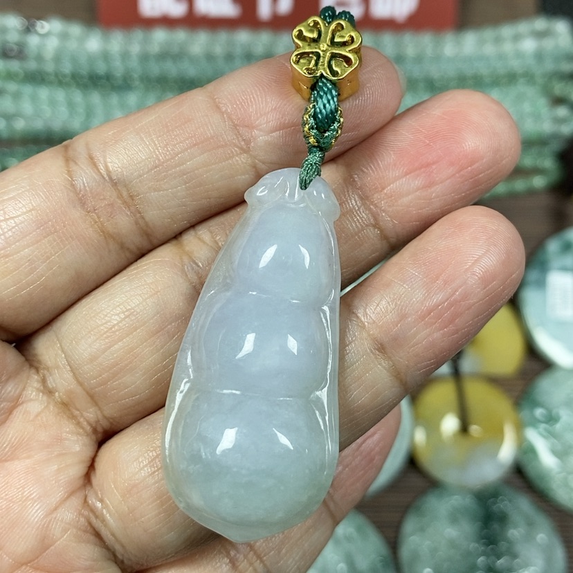 【闪购商品】翡翠颈饰未镶嵌玉吊坠翡翠玉福豆