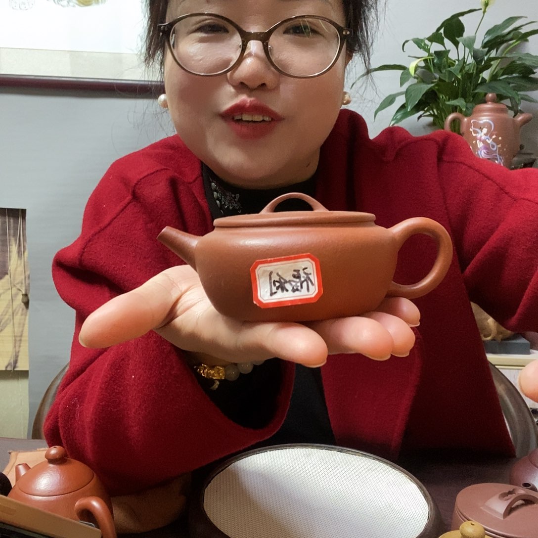 23566778888999999988