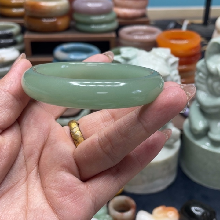 石英岩玉手镯合金y*y