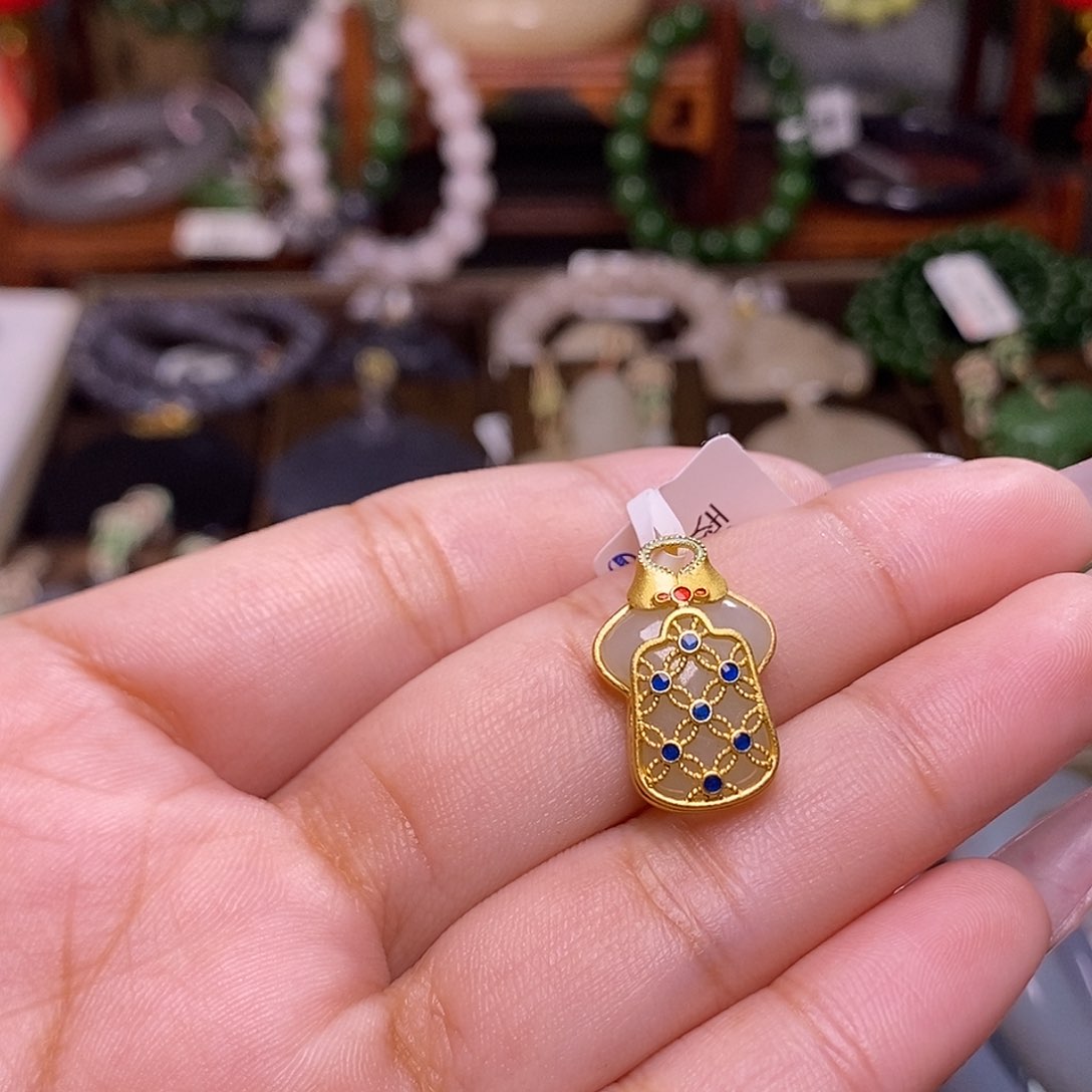 和田玉白玉吊坠未镶嵌