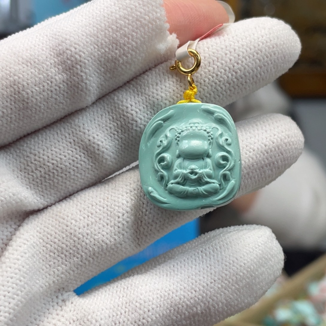 绿松石未镶嵌挂件