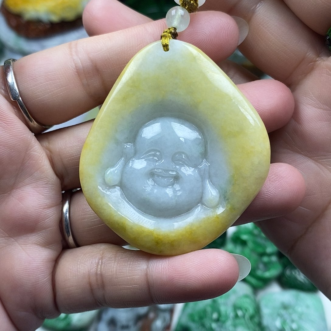 颈饰未镶嵌翡翠牌子