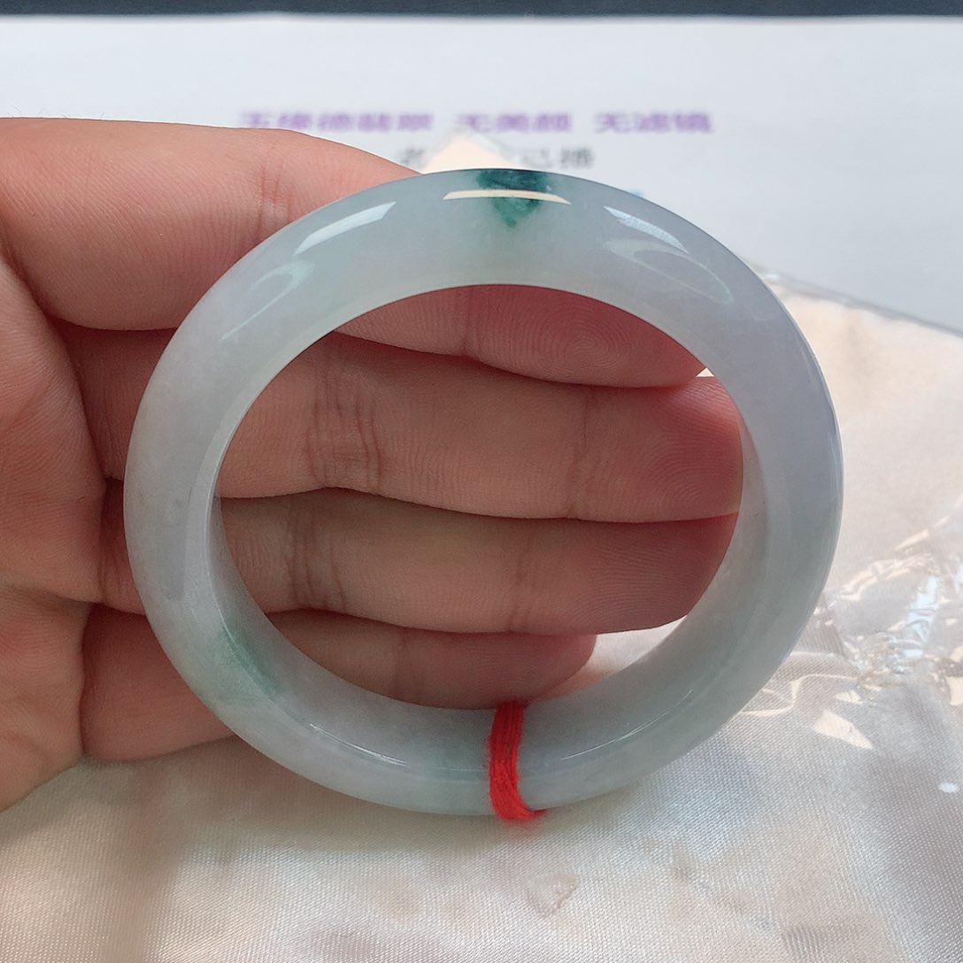 翡翠手镯未镶嵌258号