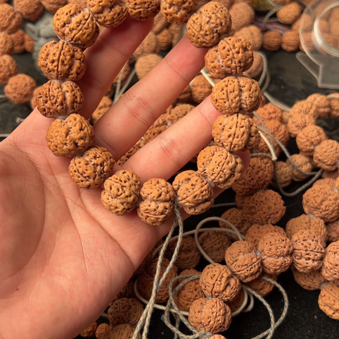 金刚菩提吊坠l****啦188.88啊啊啊啊啊啊