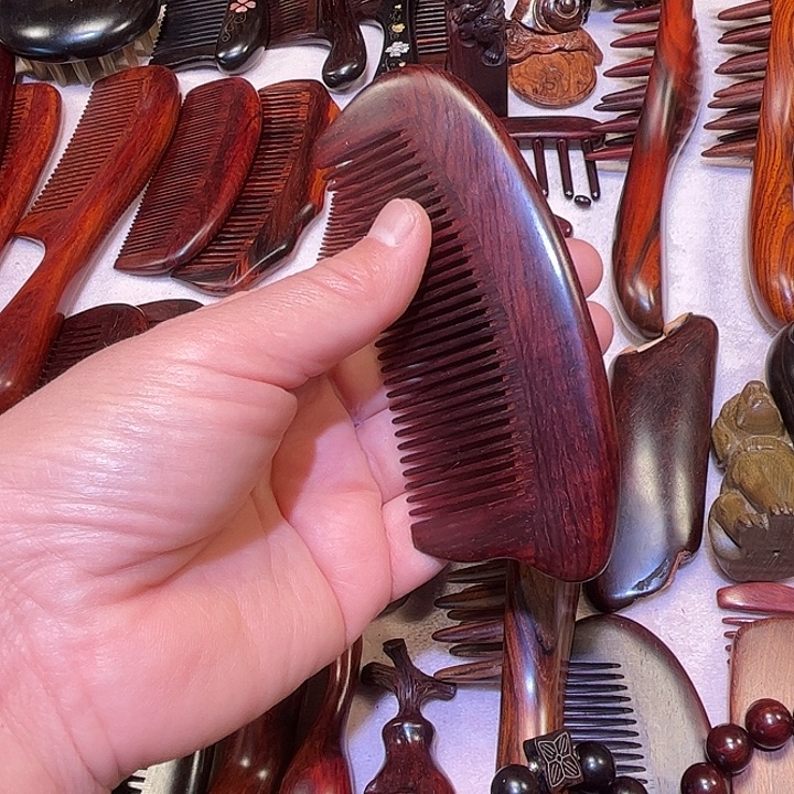 小叶紫檀紫檀木小梳子