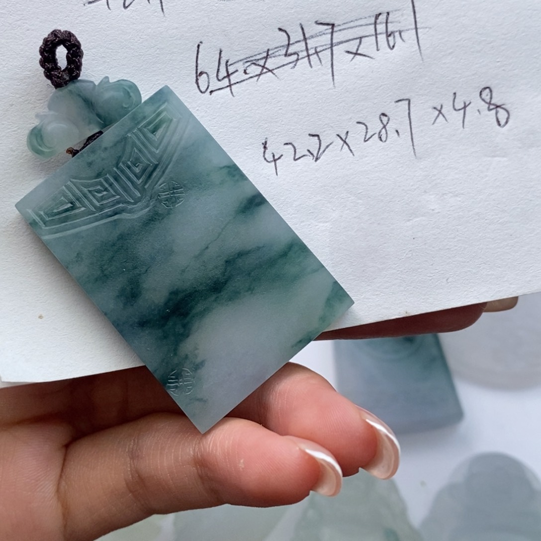 定制翡翠未镶嵌老*孩毛货无鉴赏