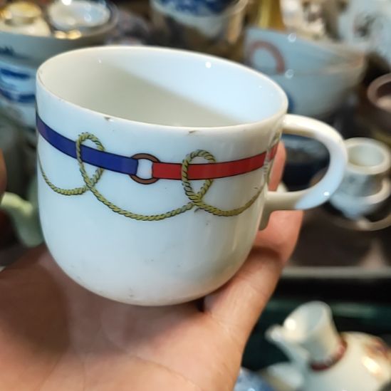 碗彝**吕瓷器活动的时候回来