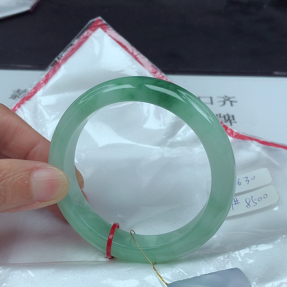 翡翠手镯未镶嵌57圈3630