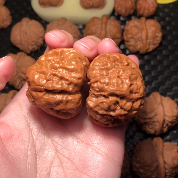 文玩核桃把件四开42