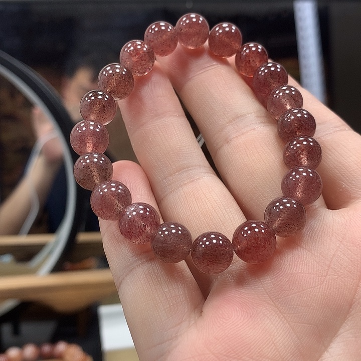 石英岩玉手链未镶嵌