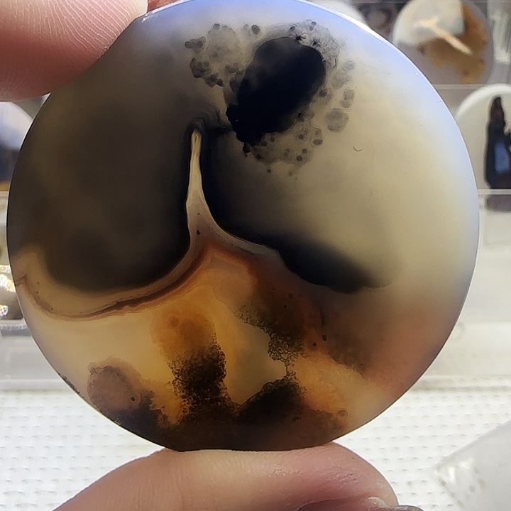 玛瑙/玉髓未镶嵌珠宝奇石