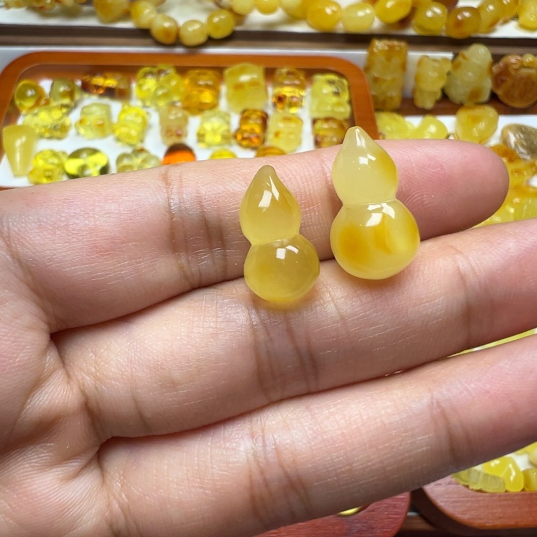 未镶嵌吊坠(不含链)琥珀