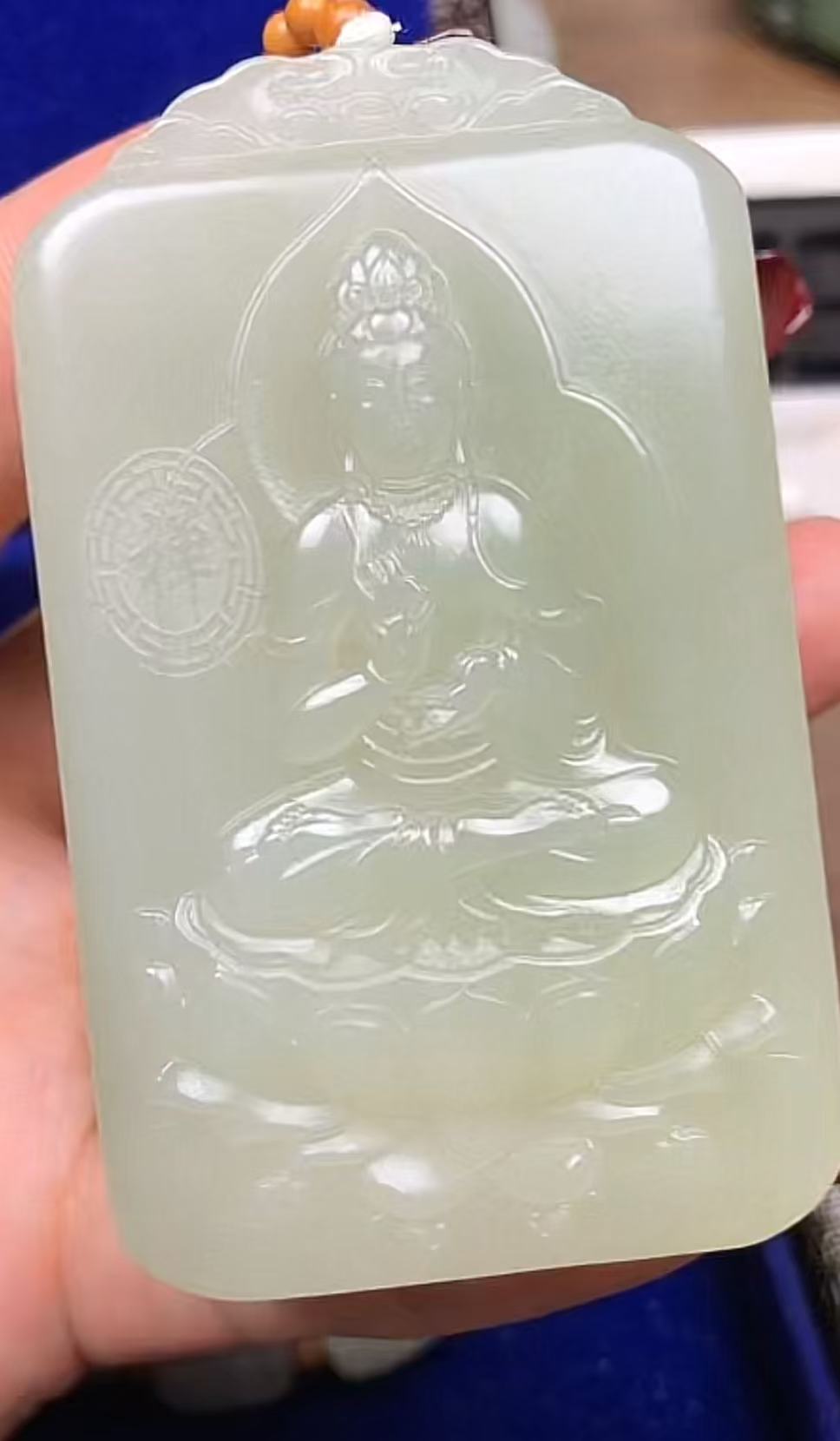 和田玉山料 挂件 菲菲