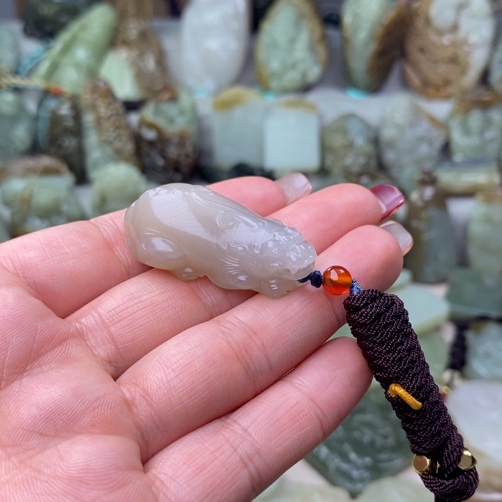 和田玉挂件未镶嵌