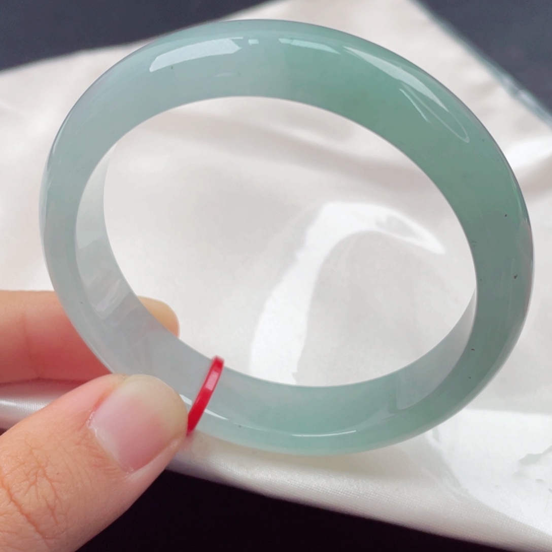 翡翠未镶嵌手镯5354正圈