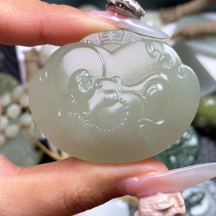 和田玉颈饰未镶嵌