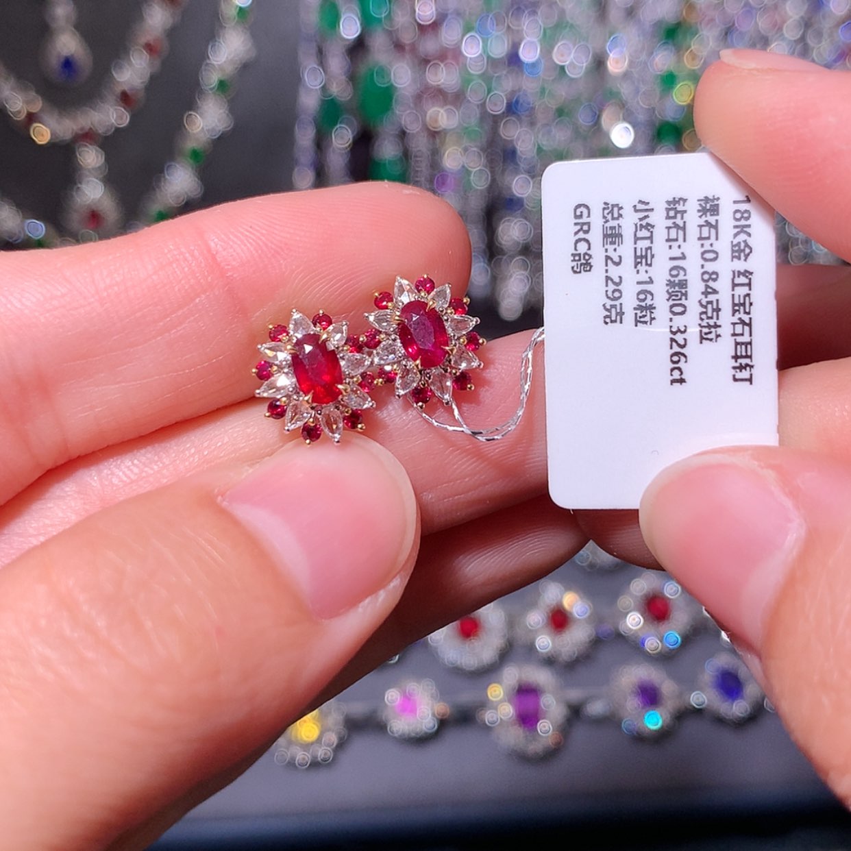【闪购商品】红宝石耳钉18K金镶嵌