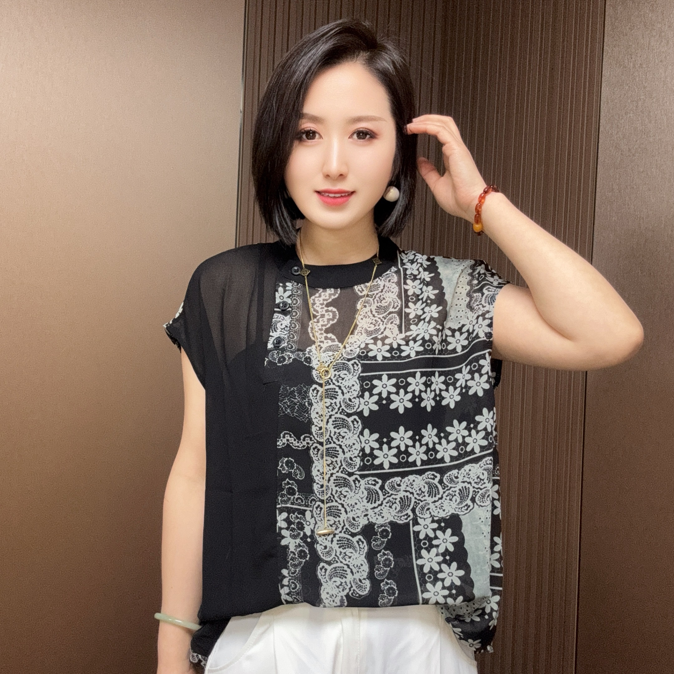 气质显瘦清凉透气波点寸领夏季短袖衬衫X6953