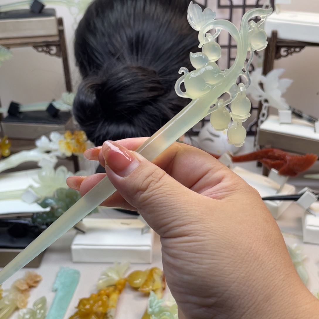 蛇纹石玉未镶嵌发饰