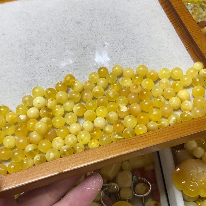 蜜蜡未镶嵌裸石多样性发货11粒