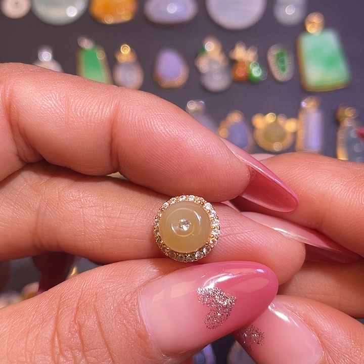 就***啦翡翠银S925镶嵌颈饰