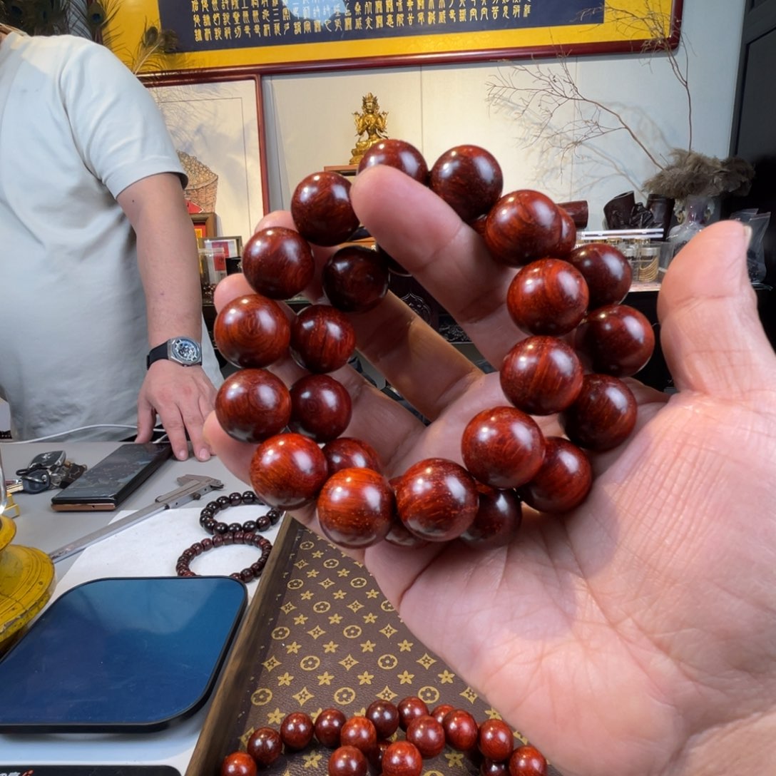 檀香紫檀（小叶紫檀）1.8单圈泥料满星干磨珠231号