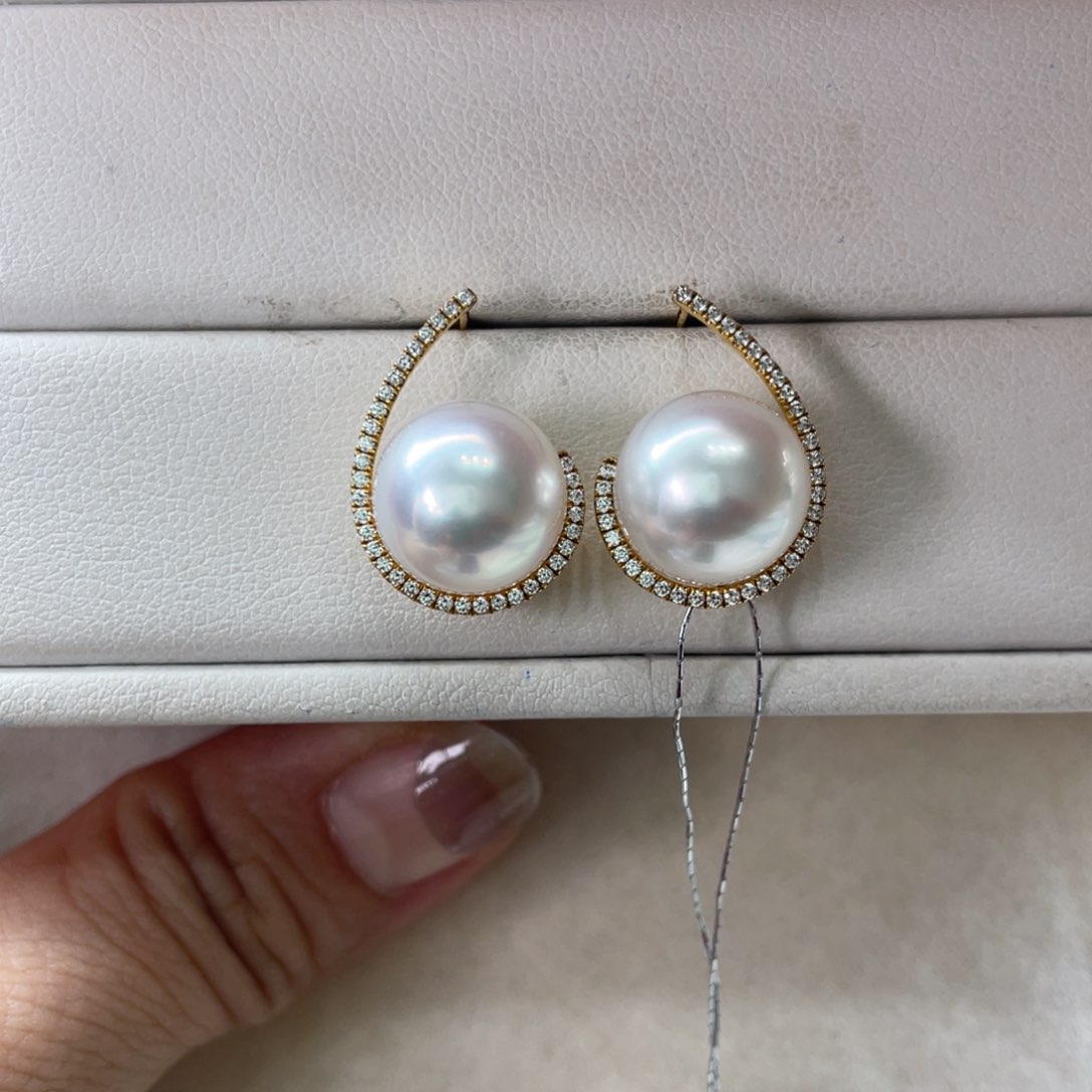 18K金镶嵌耳饰海水珍珠澳白11-12m m