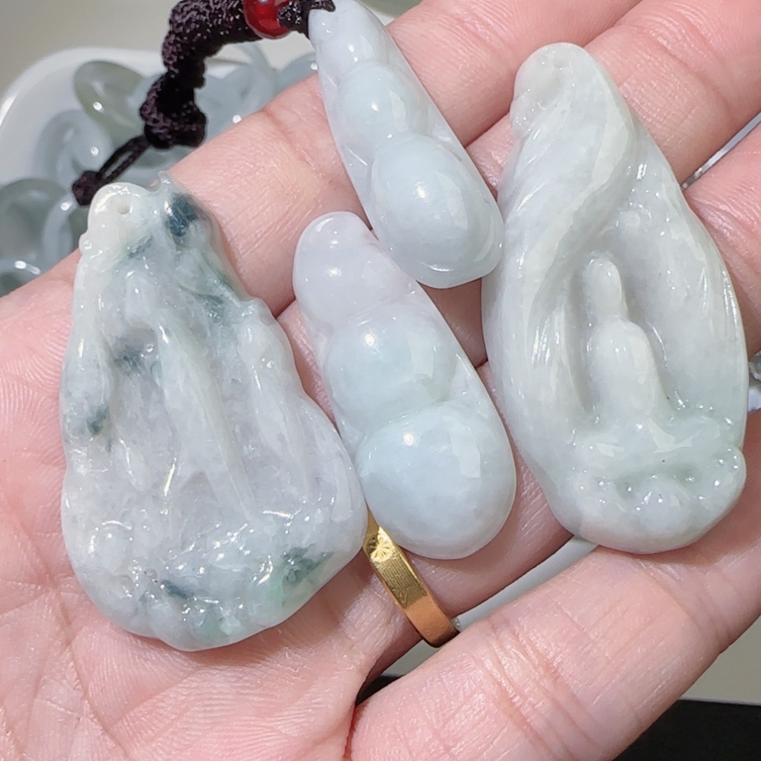 翡翠未镶嵌颈饰翡翠