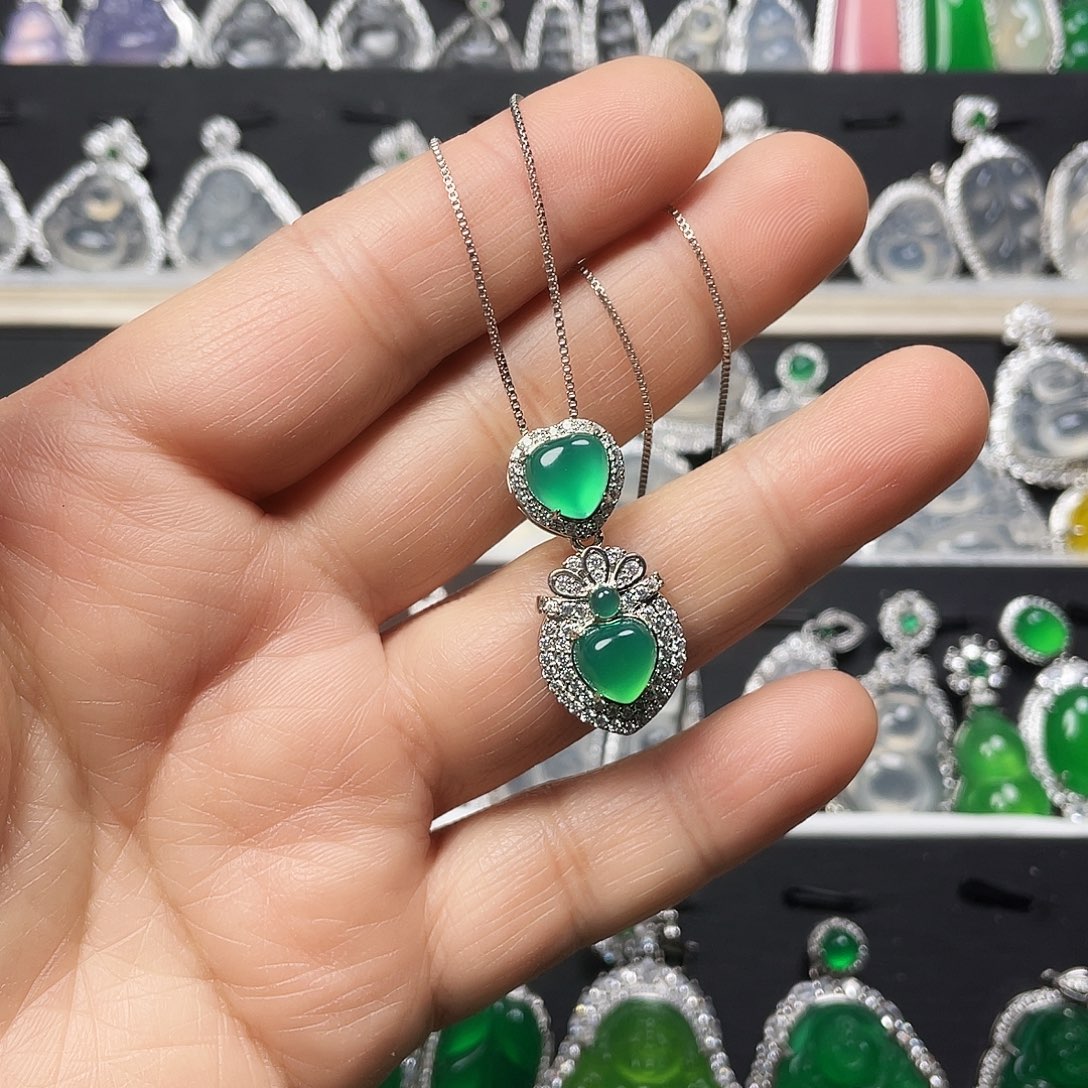 玛瑙/玉髓颈饰合金