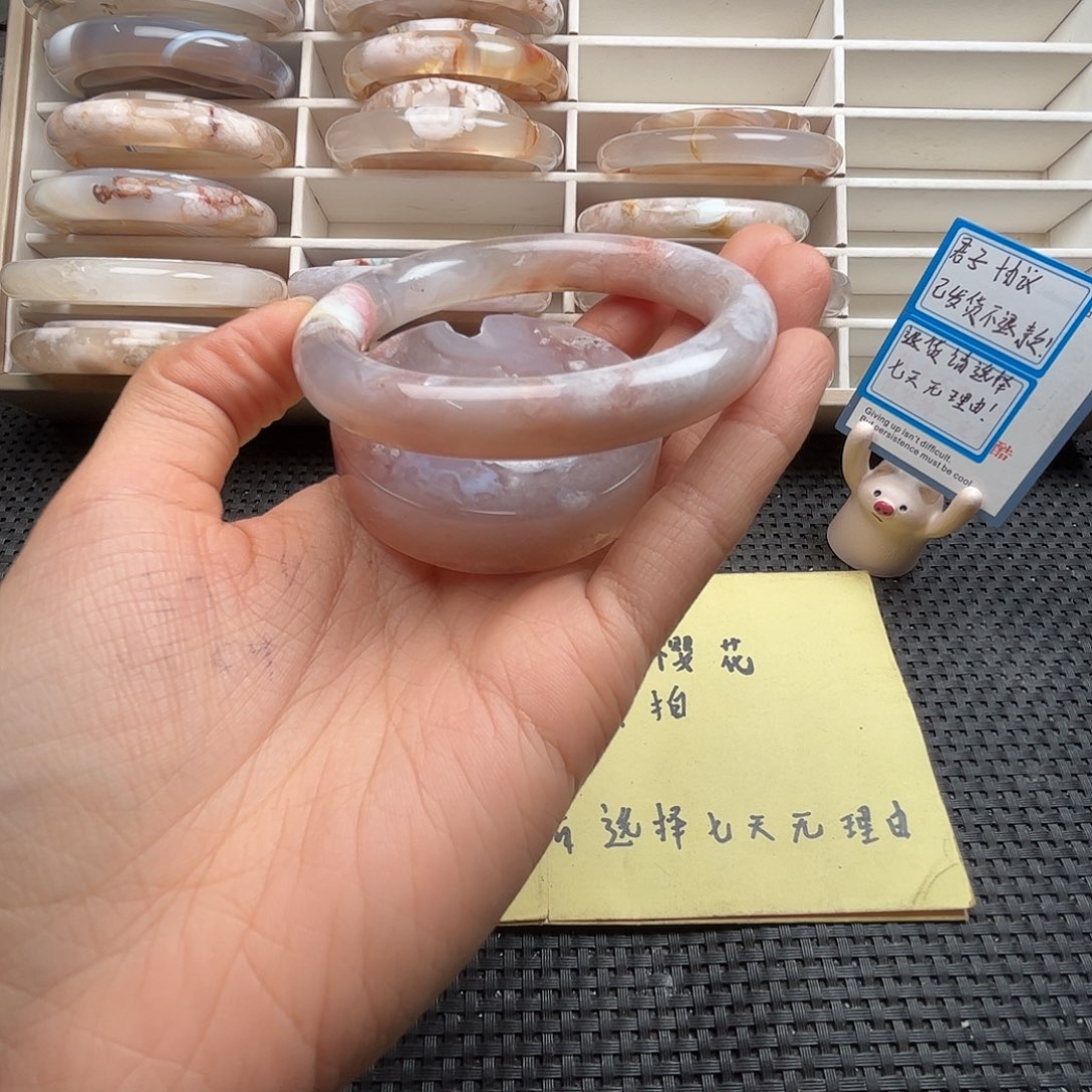 玛瑙/玉髓颈饰未镶嵌猫***静