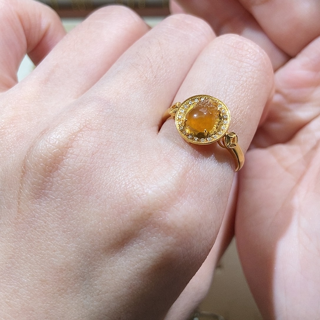 阆***制翡翠18K金镶嵌颈饰11111