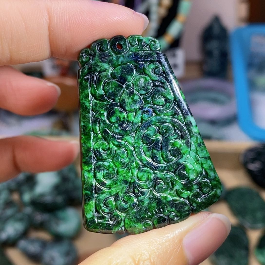 翡翠未镶嵌颈饰翡翠翡翠