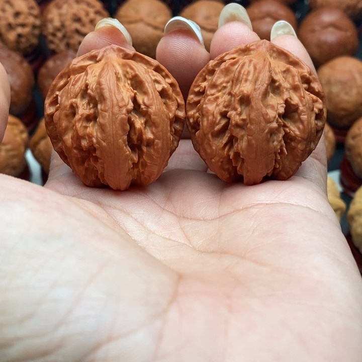 核桃精品文玩核桃手捻粗筋王