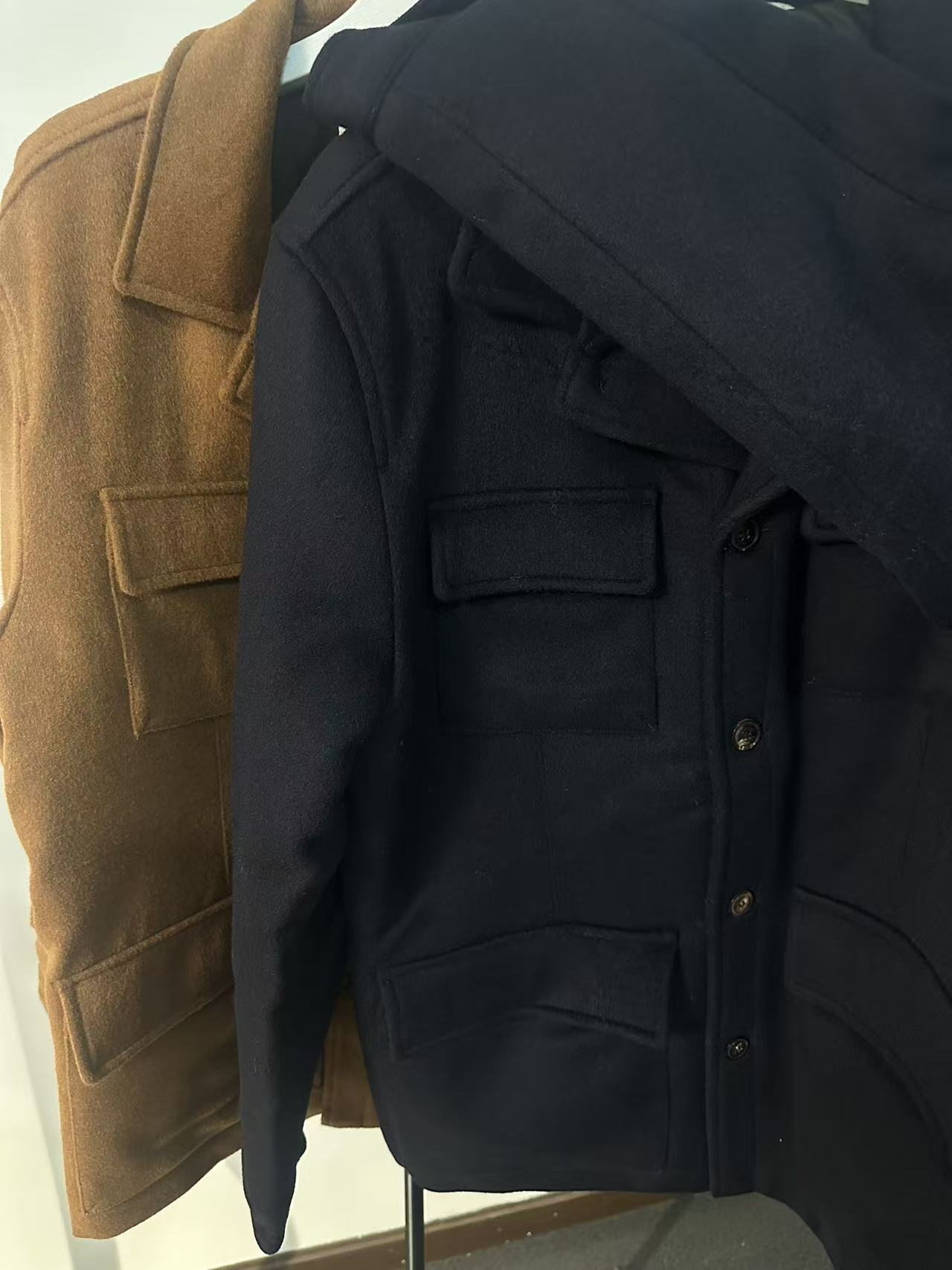 【小皮奢品】男士休闲大衣 8215