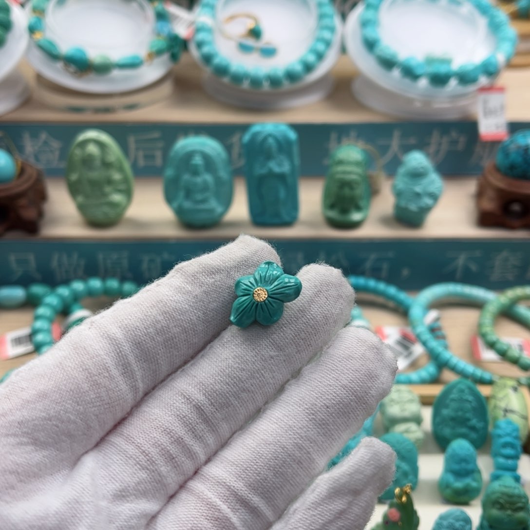 绿松石珠宝奇石未镶嵌