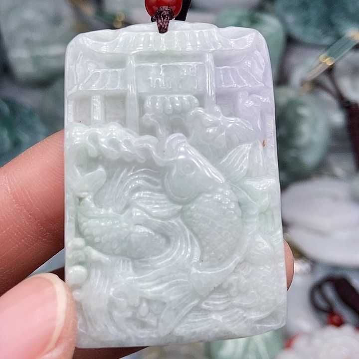 颈饰未镶嵌翡翠q