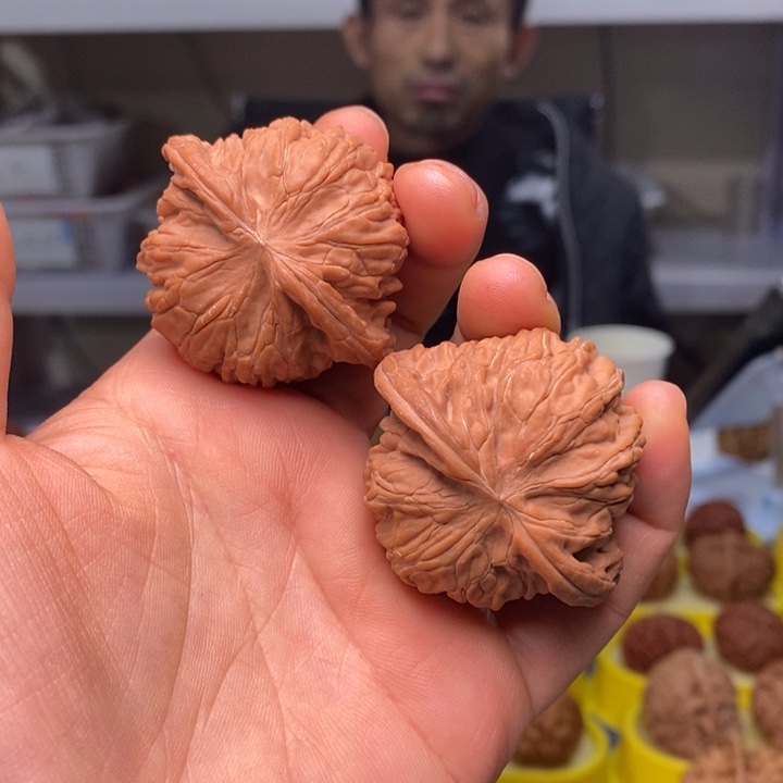 文玩核桃吊坠文玩核桃磨盘43～歪