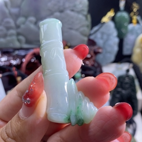 【闪购商品】颈饰未镶嵌翡翠节