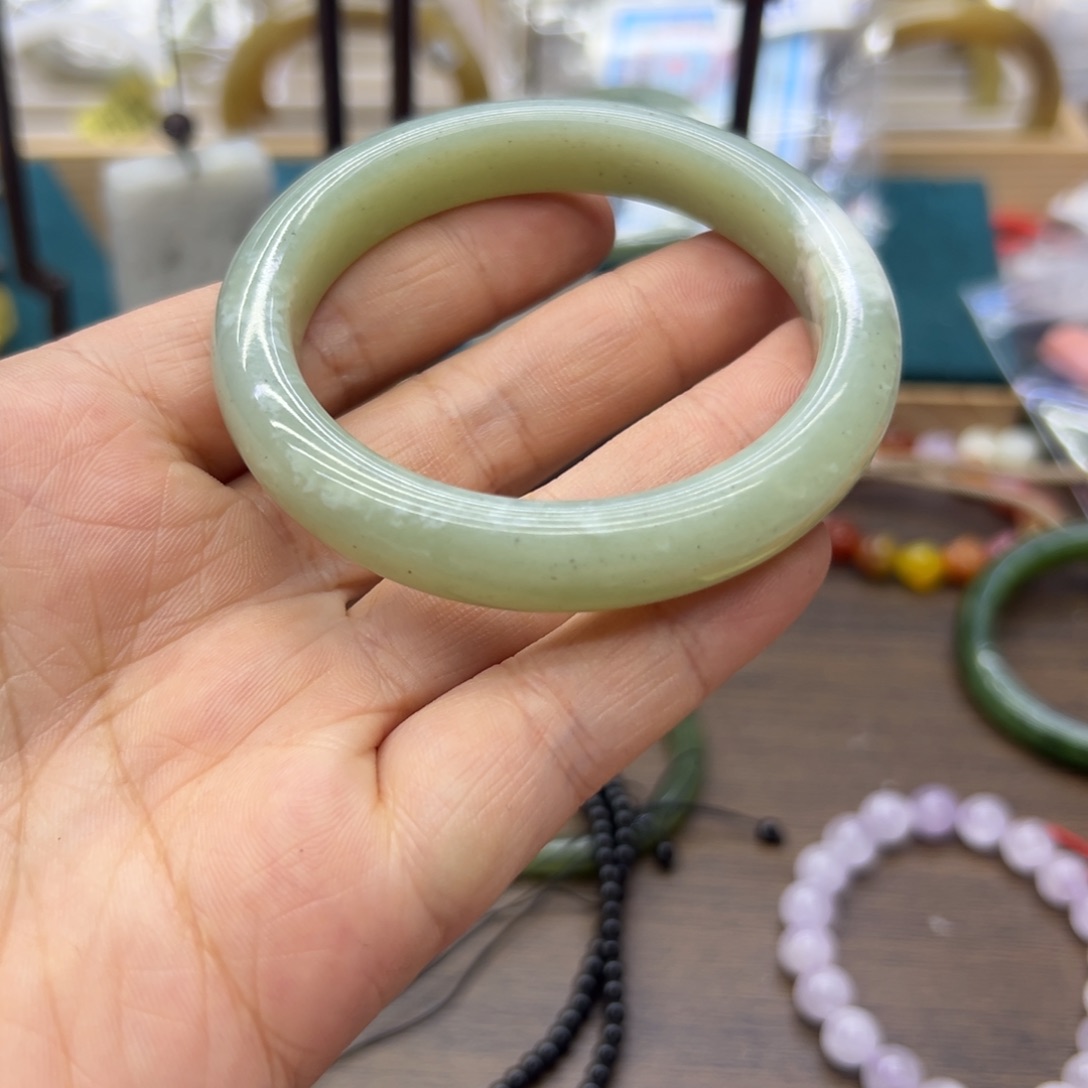 和田玉未镶嵌手镯54.6圈围789