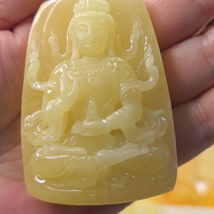 蜜蜡颈饰未镶嵌观音