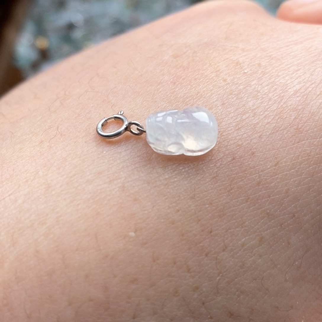 翡翠颈饰未镶嵌如果