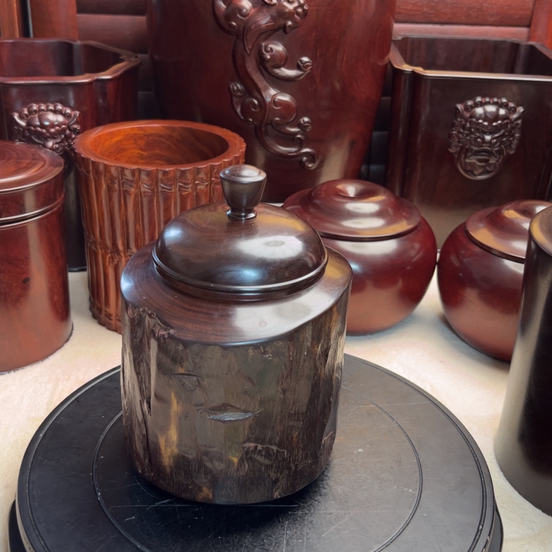 檀香木小叶紫檀茶叶罐