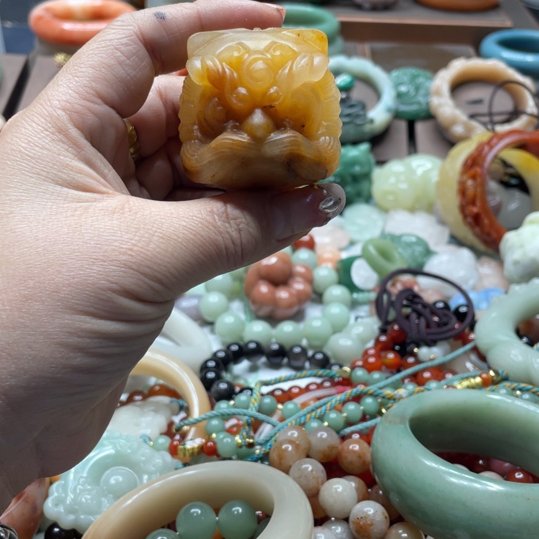 石英质玉手镯合金