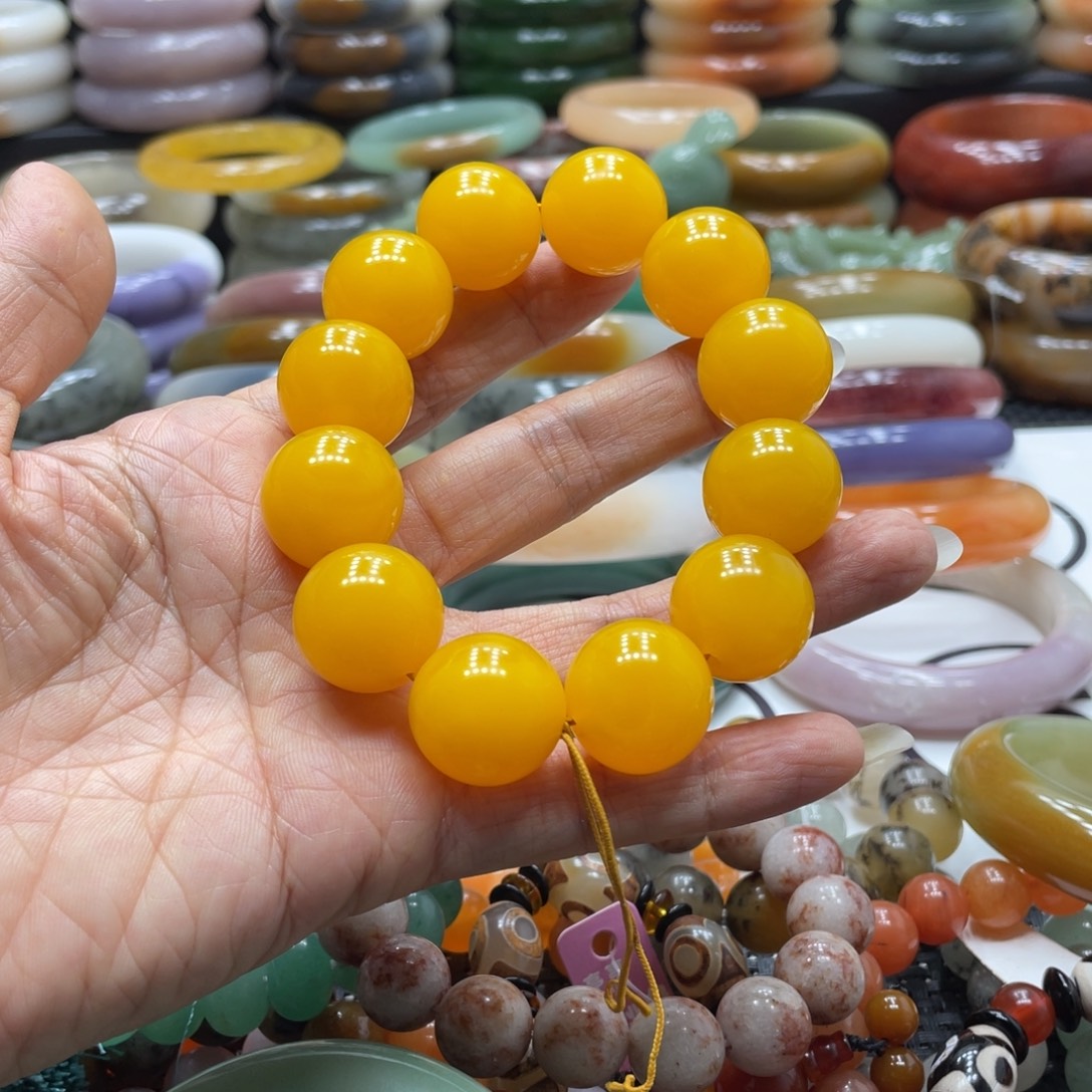 石英岩玉未镶嵌手镯