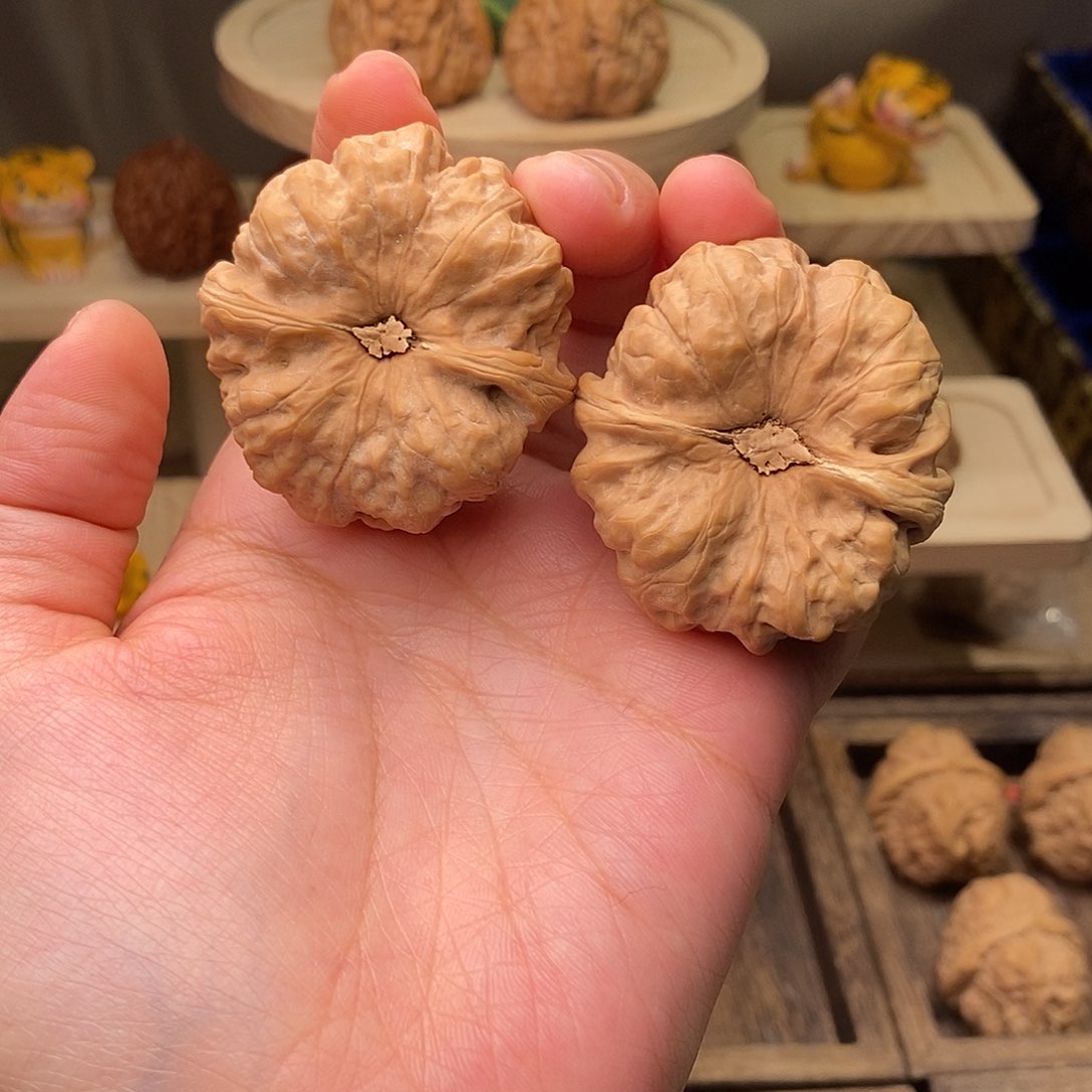 文玩核桃吊坠?****爹蛤蟆头42