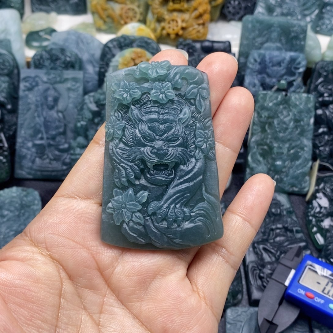 未镶嵌定制翡翠翡翠