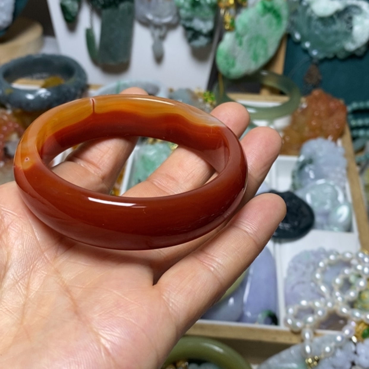 【闪购商品】翡翠吊坠(赠链)未镶嵌