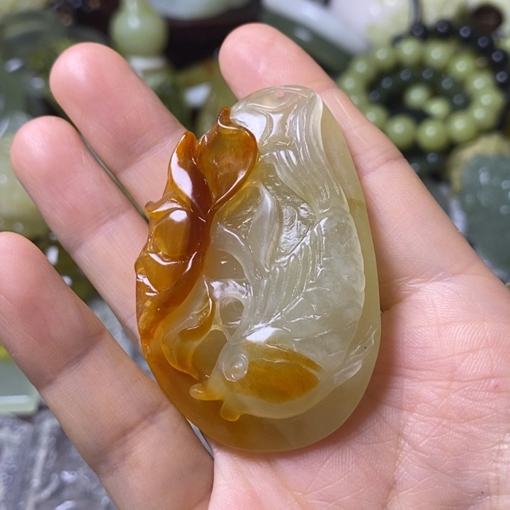 岫玉岫玉颈饰未镶嵌